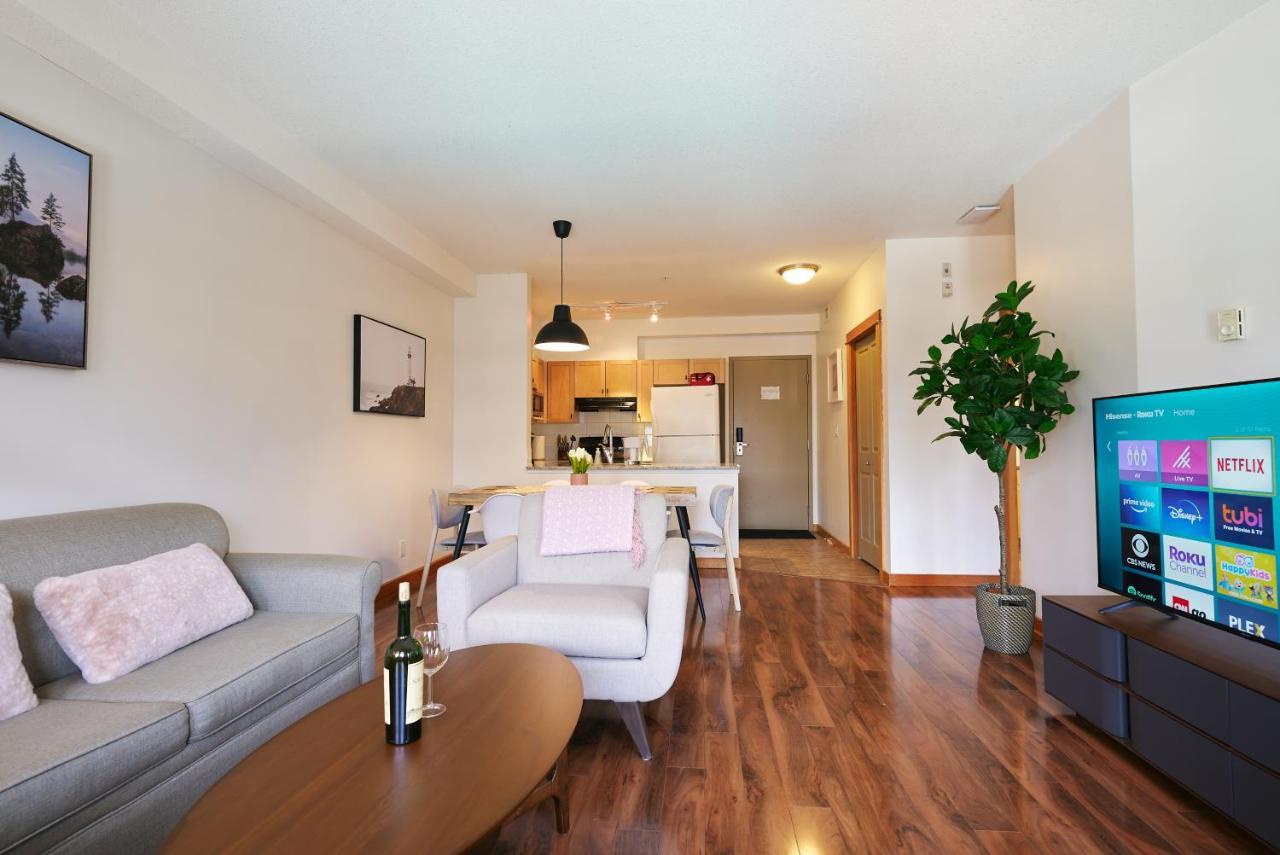 Mtn View Escape With King Size Bed With Outdoor Pool - Banff Pass Included! Apartment Canmore Exterior foto