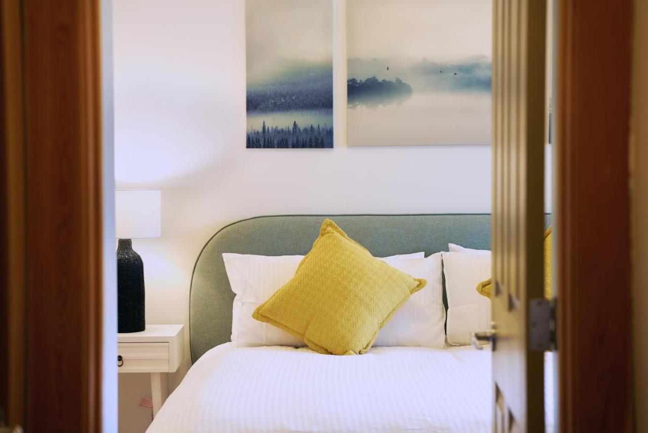 Mtn View Escape With King Size Bed With Outdoor Pool - Banff Pass Included! Apartment Canmore Exterior foto