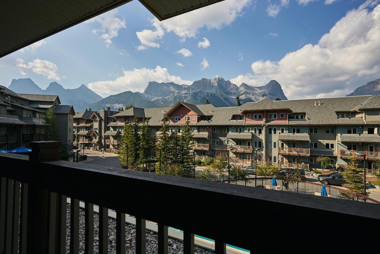 Mtn View Escape With King Size Bed With Outdoor Pool - Banff Pass Included! Apartment Canmore Exterior foto