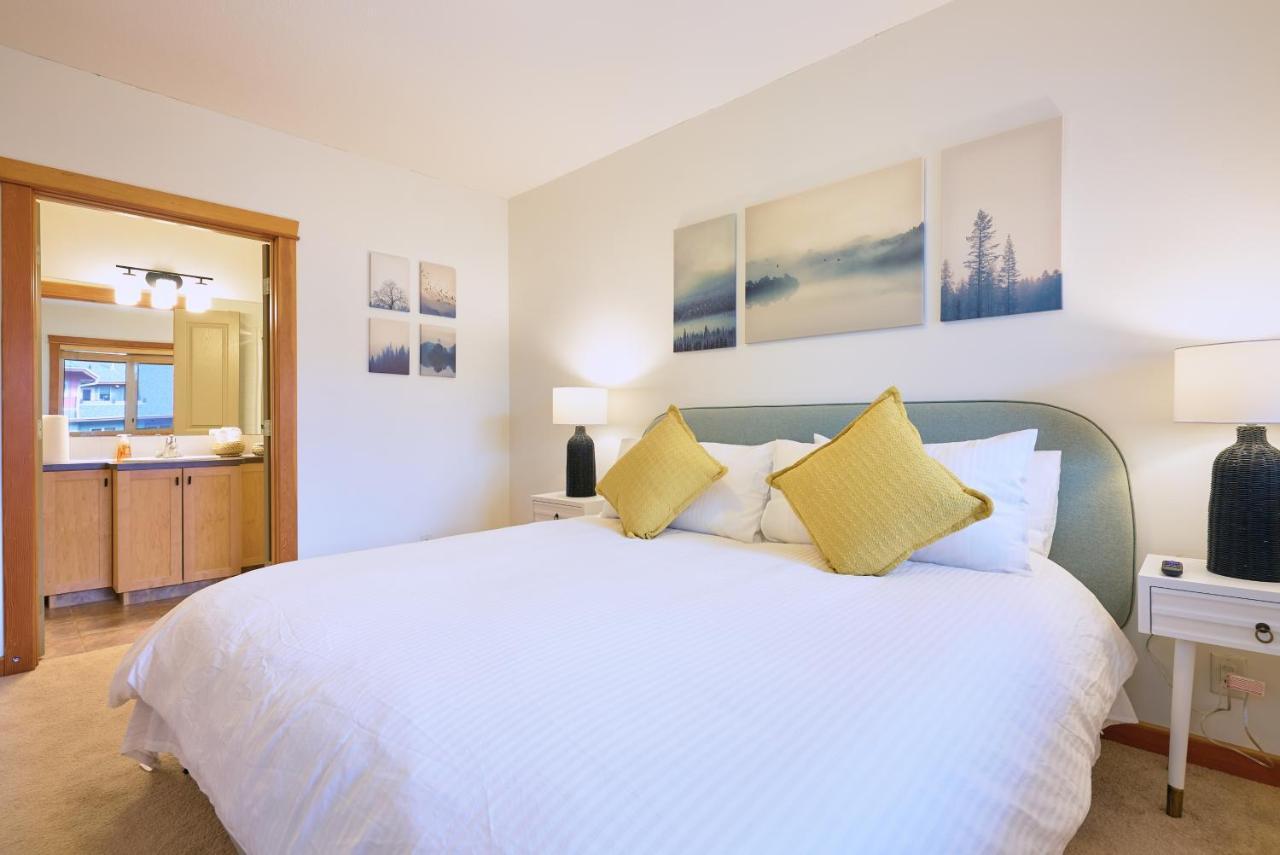 Mtn View Escape With King Size Bed With Outdoor Pool - Banff Pass Included! Apartment Canmore Exterior foto